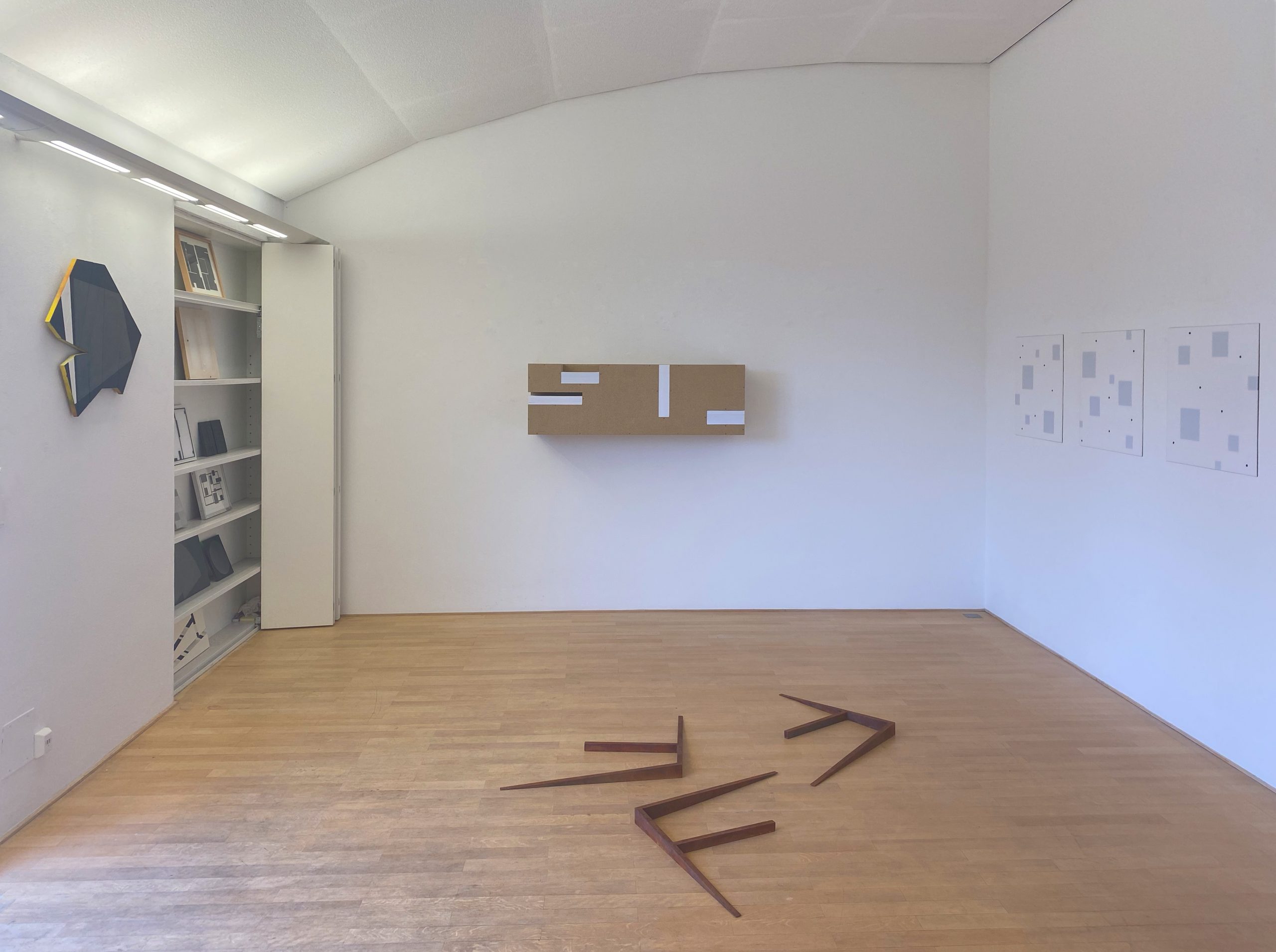 Ausstellungsansicht: exe:)mpl//um, Stefan Eberstadt